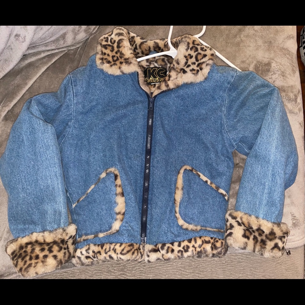 Cheetah Jean jacket size large in kids!
